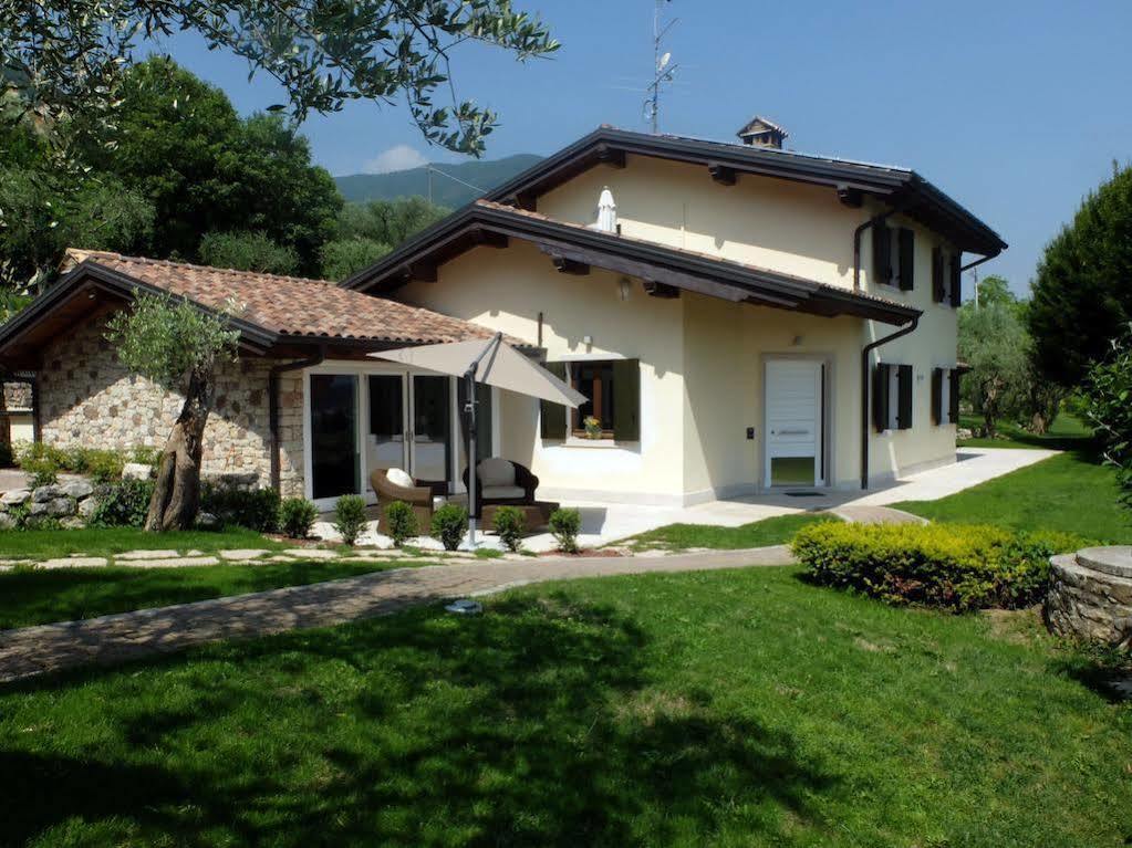 Garda & Golf Bed and Breakfast Caprino Veronese Exteriör bild
