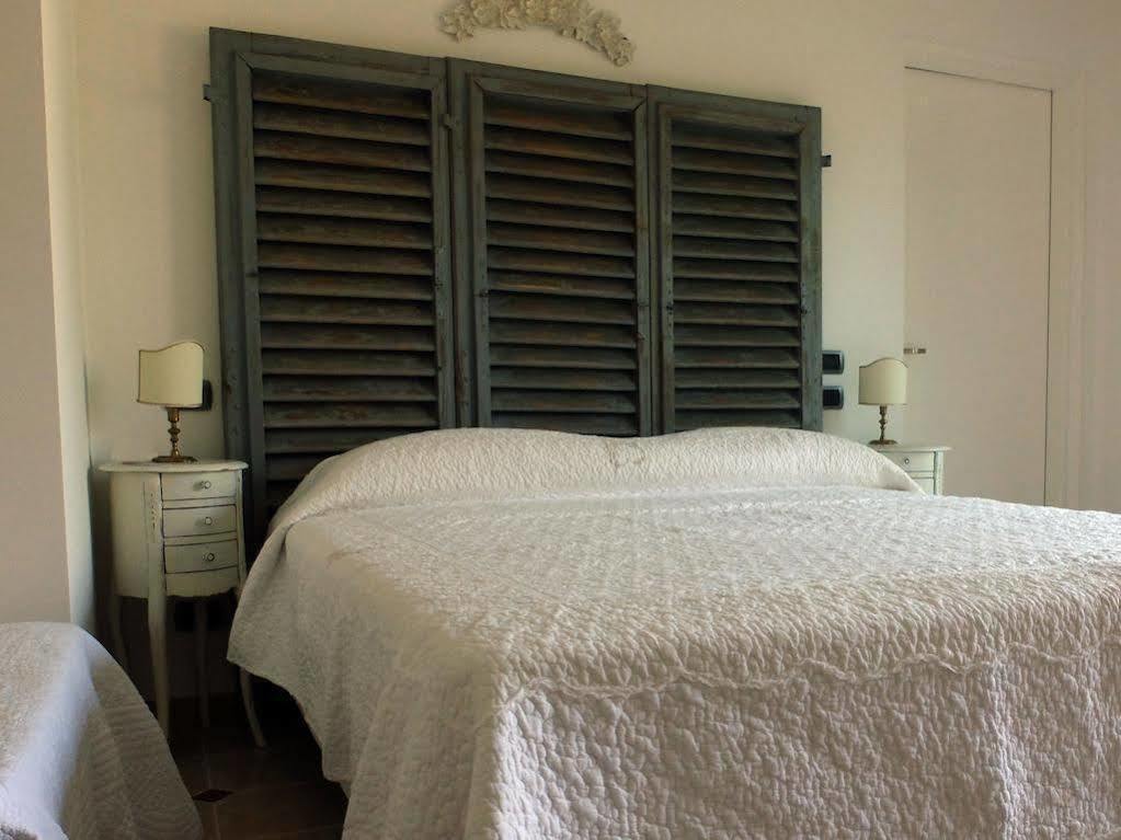 Garda & Golf Bed and Breakfast Caprino Veronese Exteriör bild