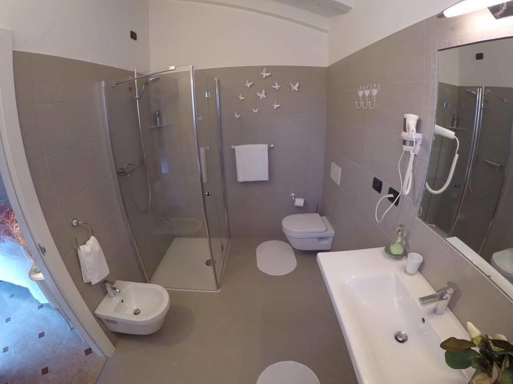 Garda & Golf Bed and Breakfast Caprino Veronese Exteriör bild
