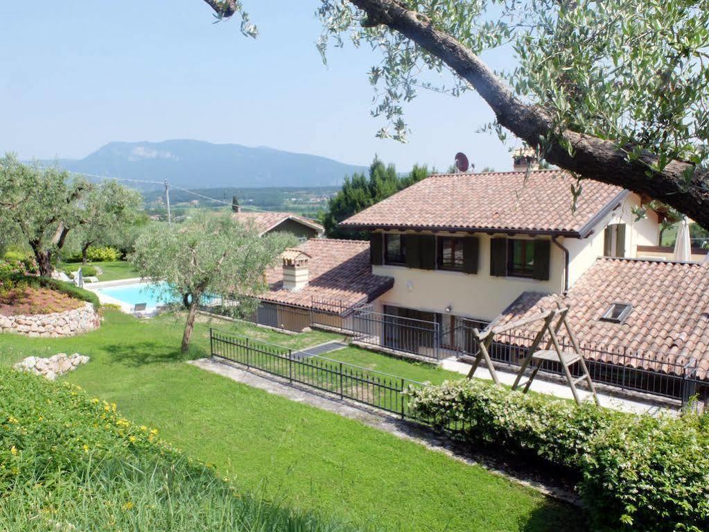 Garda & Golf Bed and Breakfast Caprino Veronese Exteriör bild